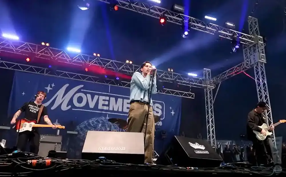 Movements performing on tour